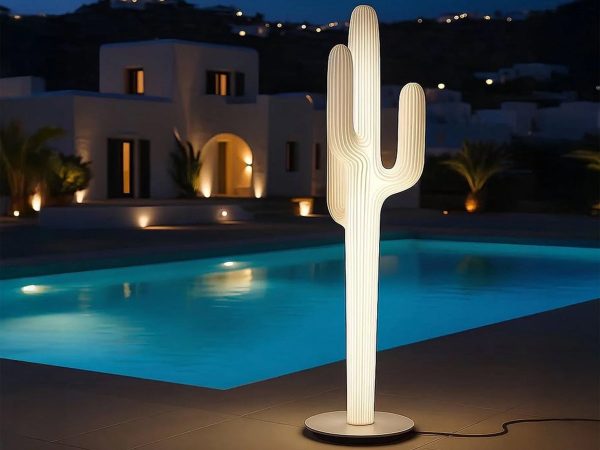 Galaxy Centre | Saguaro Floor Lamp Outdoor