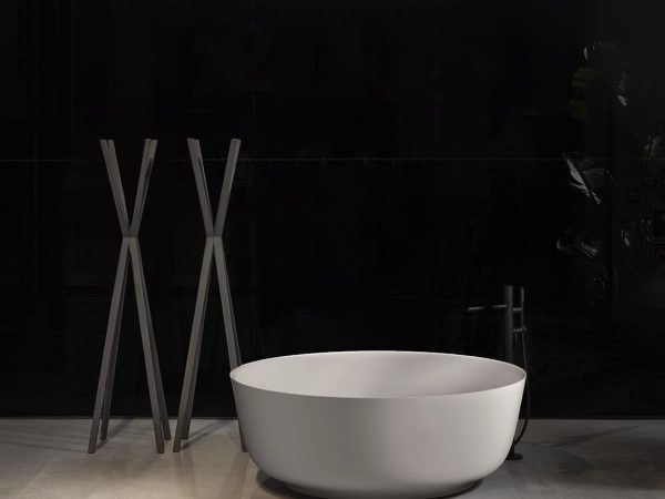 Galaxy Centre | ORION135 Bathtub