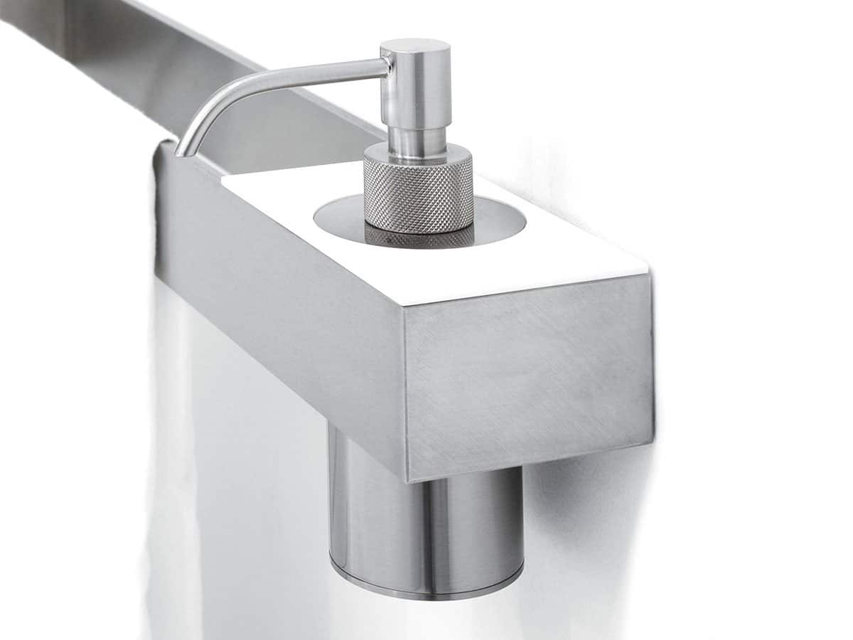 Play101 Liquid soap dispenser