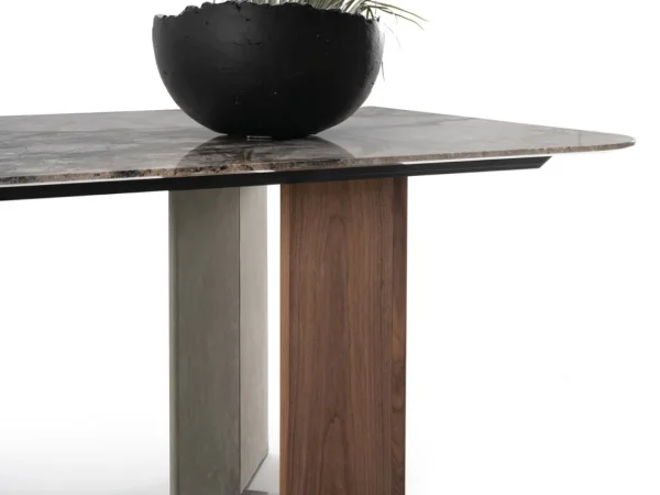 Galaxy Centre | Isolde Dining Table