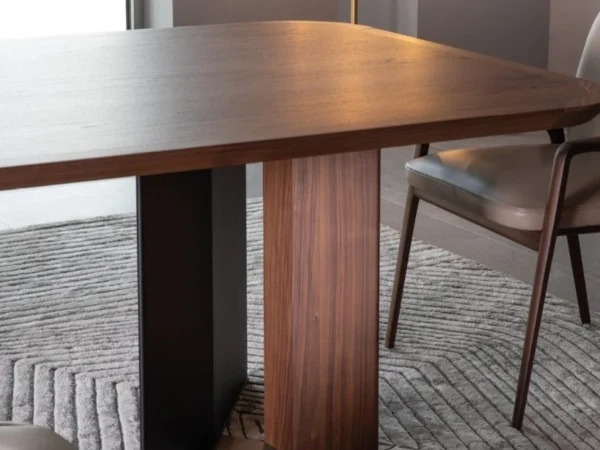 Galaxy Centre | Isolde Dining Table