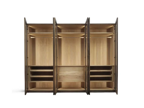 Galaxy Centre | Four Season Glass Wardrobe
