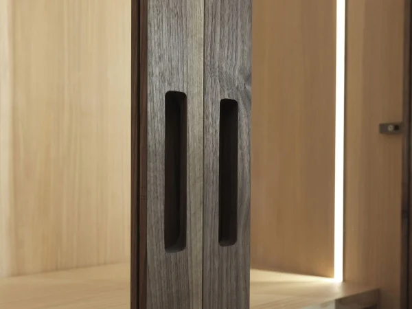 Galaxy Centre | Four Season Glass Wardrobe