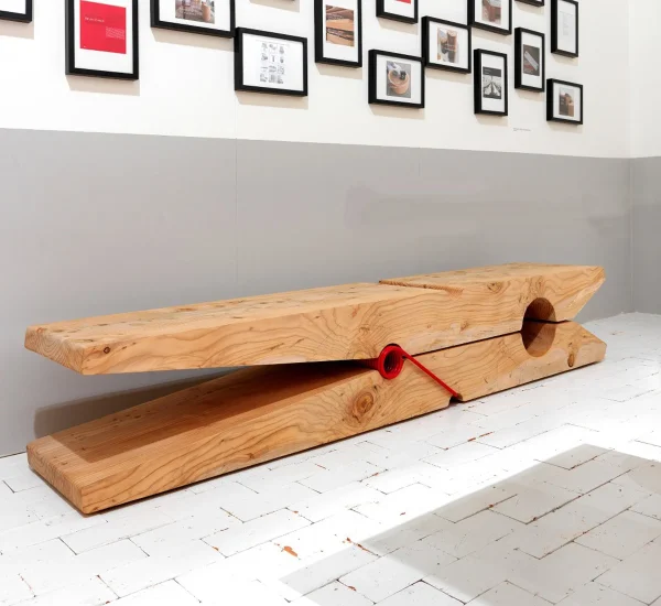Galaxy Centre | Molletta Bench