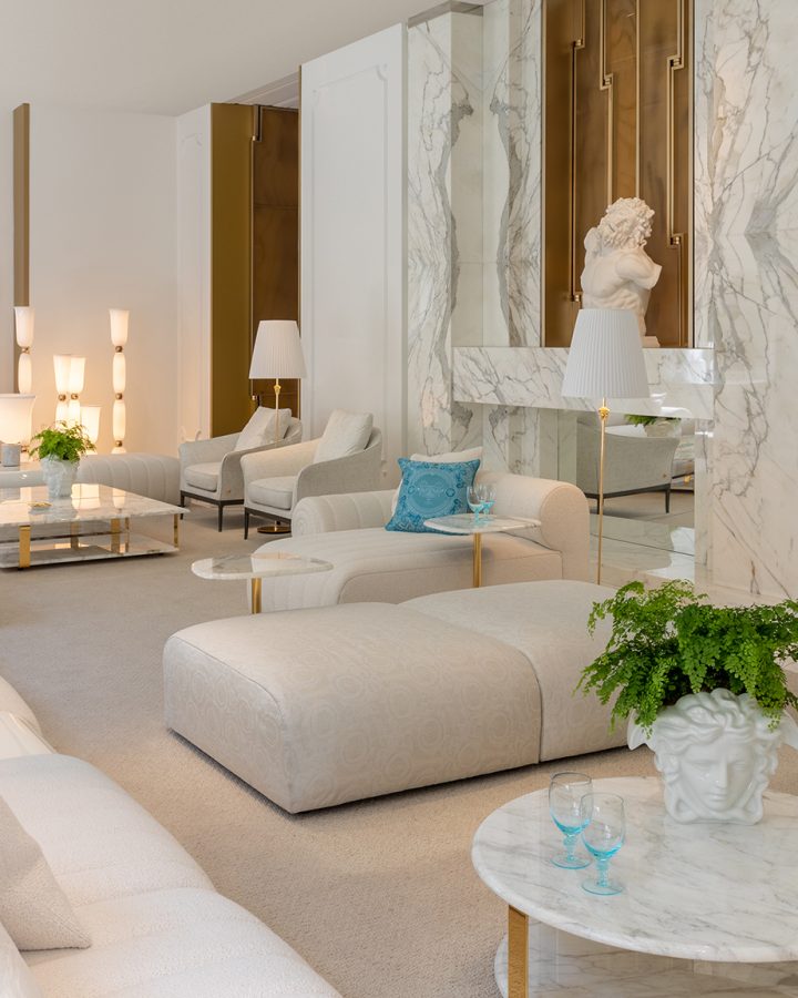 LudovicaRoberto-Palomba-x-Versace-Home_Zensational-Sofa-White-Via-Durini