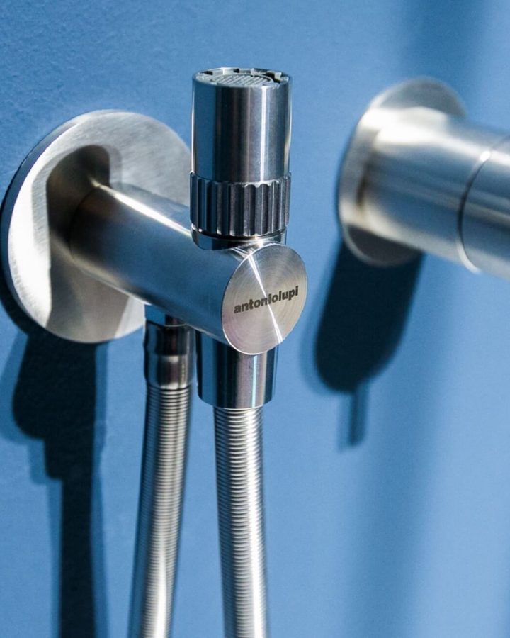 antonio-lupi-vibro-hand-shower