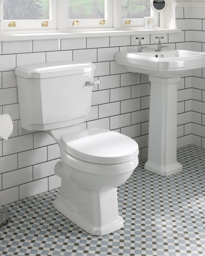 oxford_open_back_close_coupled_toilet_with_soft_close_seat_roomset